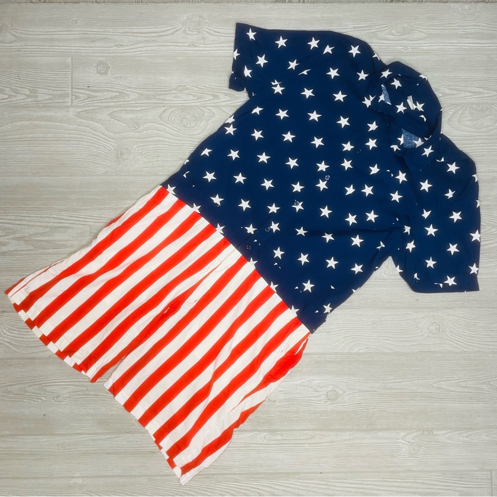 Well worn American flag jumper shorts with pockets men’s size large costume